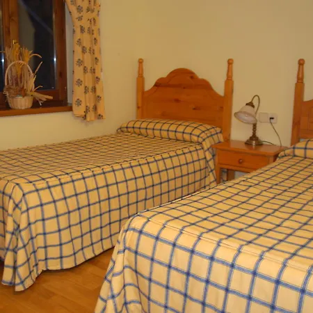 Casa Es Neres 3* Les